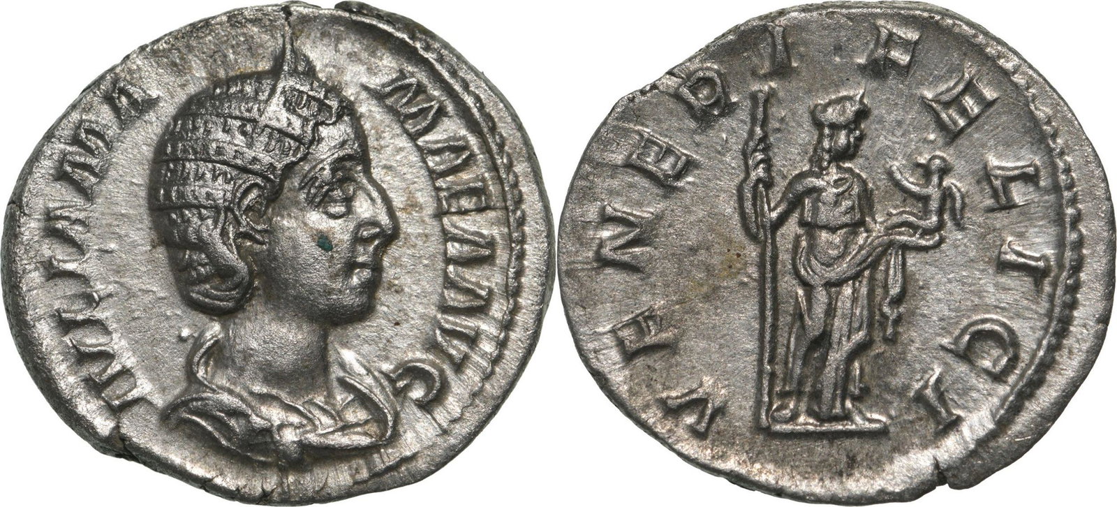 Iulia Mamaea Augusta (222-235) Denar, Silver (2.63 g.), Rome, 224 AD: IVLIA MA-MAEA AVG Drapped bust right/ VENERI - F-ELICI Venus standing right hoding Cupid in one hand and and scepter in other hand. RIC.351 - BMC/RE.189 - RSC.60. XF+