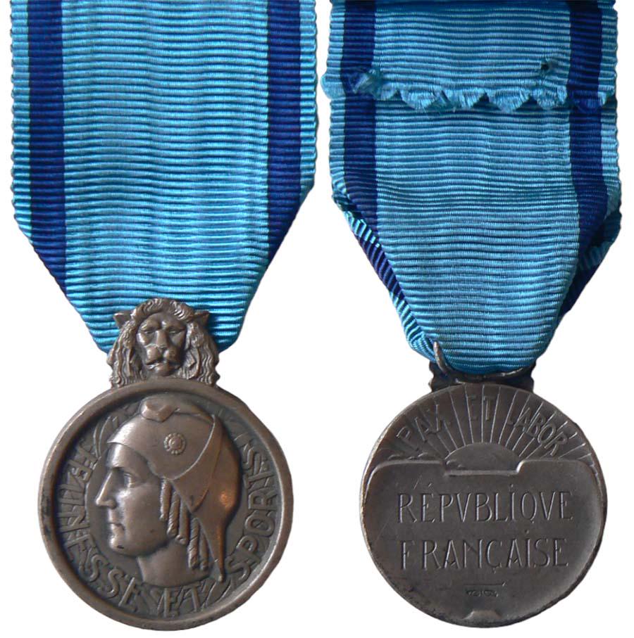 Medal Pax And Labor Youth And Sports Mar 04, 2023 LA GALERIE