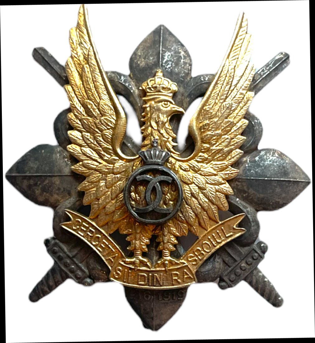 WAR BADGE OF THE SCOUTS, 1935 MODEL (1 of 1)