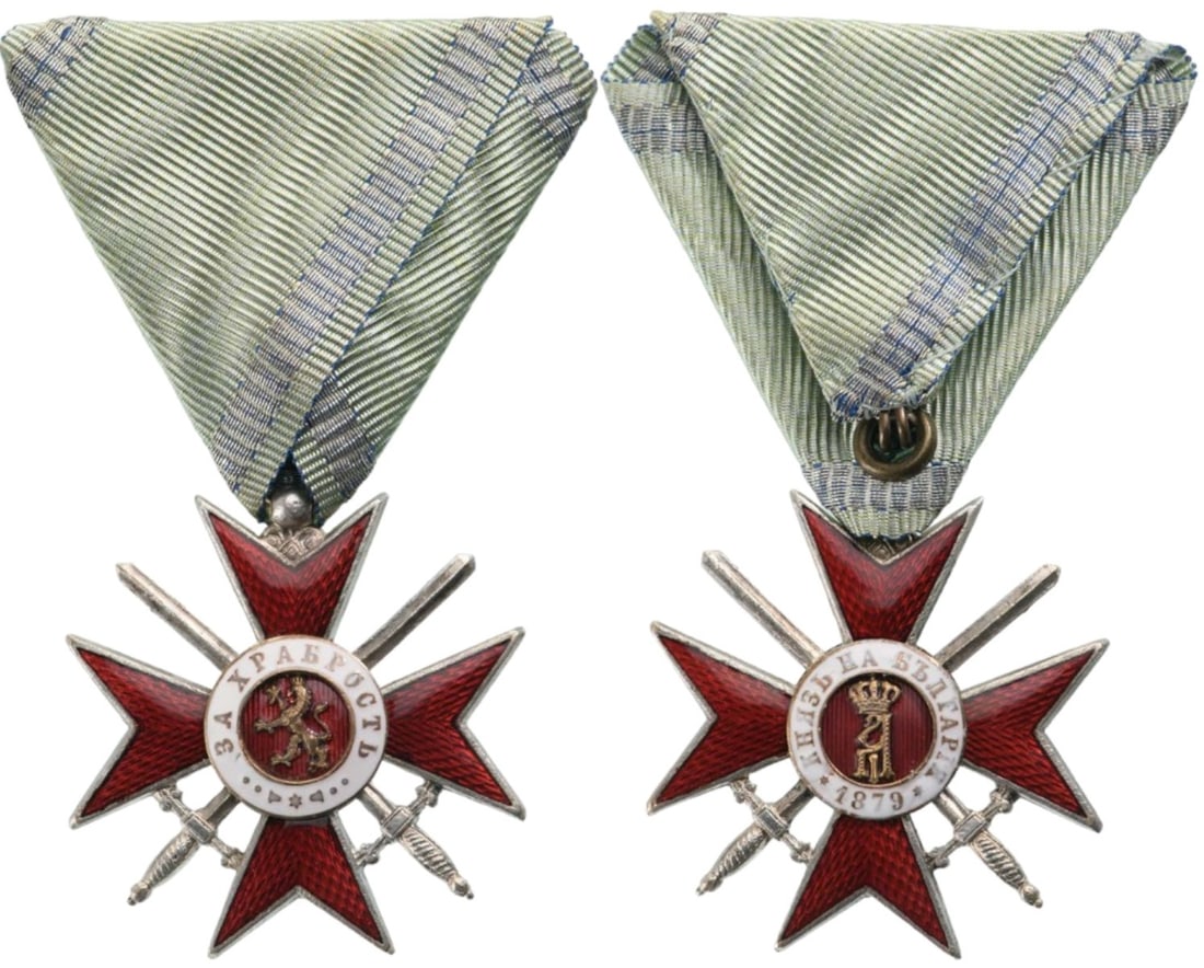 Military Order "For Bravery": Knight's Cross Military, 4th Class, 2nd Pattern (1887 - 1914). Breast Badge, 41x39 mm, Silver, central medallion enameled, original suspension ring and ribbon. A badge in extremely fine quality! I