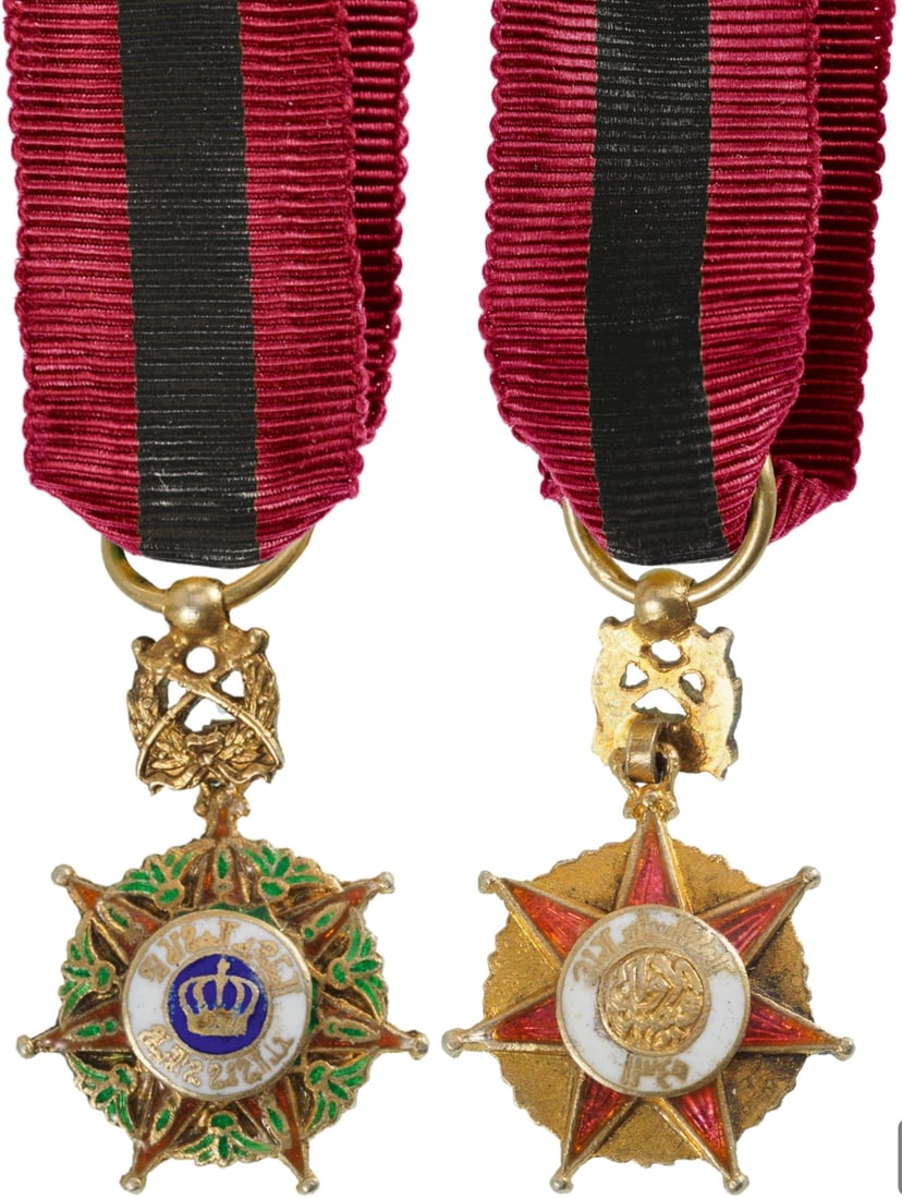 ORDER OF EL-RAFIDAIN (ORDER OF THE TWO RIVERS): Officer's Cross for Military. Breast Badge Miniature, 22x20 mm, gilt Silver, original supension device and ribbon. Rare! I R!