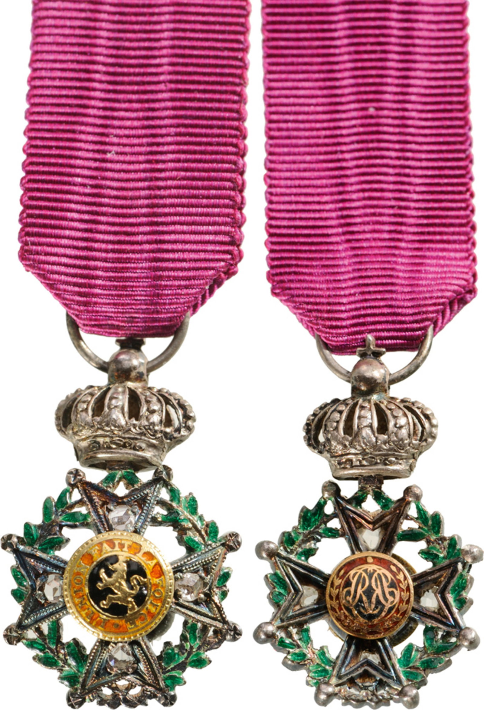 ORDER OF LEOPOLD: Knight's Cross Miniature, 5th Class, instituted in 1832. Breast Badge, 24x15 mm, GOLD, Brilliants and Silver, both central medallions GOLD, both sides enameled, original suspension ring and ribbon. A 