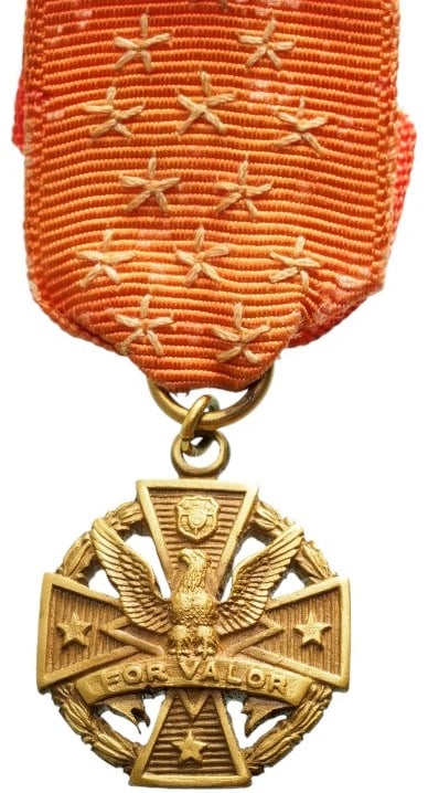 The Philippine Constabulary Medal for Valor, instituted in 1935 (1 of 1)