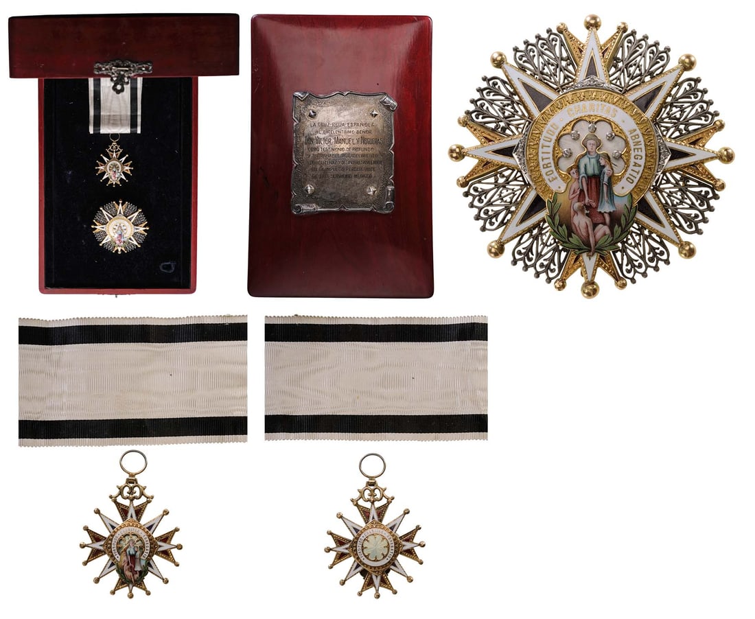 Civil Order of Welfare: Grand Cross with the "White and Black Distinction" dating from the early 20th Century. Sash Badge in GOLD and enamels, the centre in the finest enamel painting, ornamented upper loop and hinged suspen