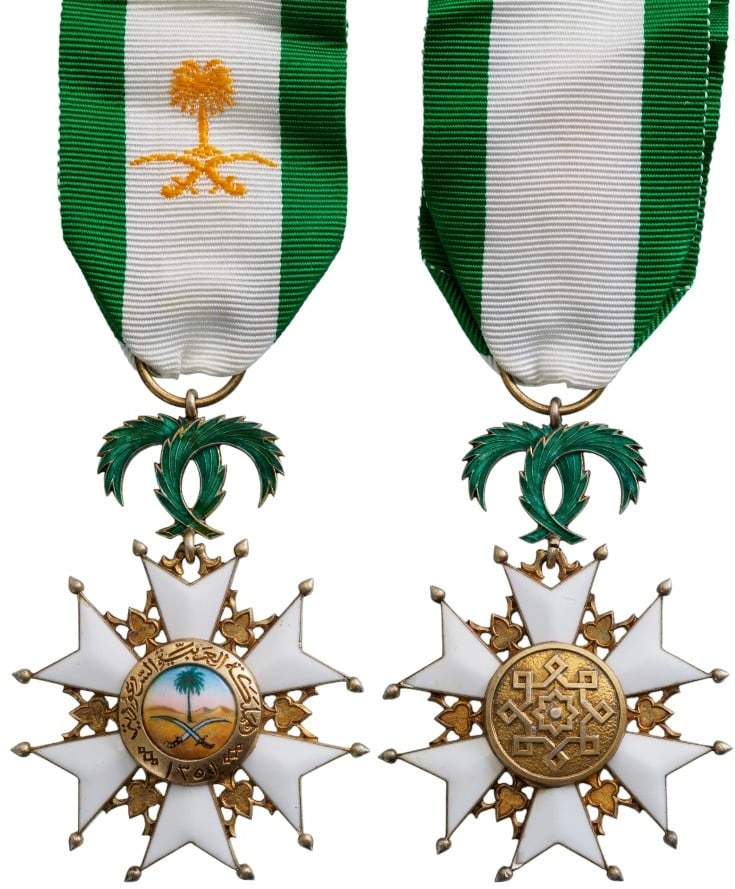 Order of Abdul Aziz, 2nd Type 1964 - 1971: Knight's Cross, instituted in 1964. Breast Badge, 58x44 mm, gilt Silver, both sides enameled, original suspension palms, ring and ribbon. Very rare obeautiful order, in extremeley fine condition! I- R