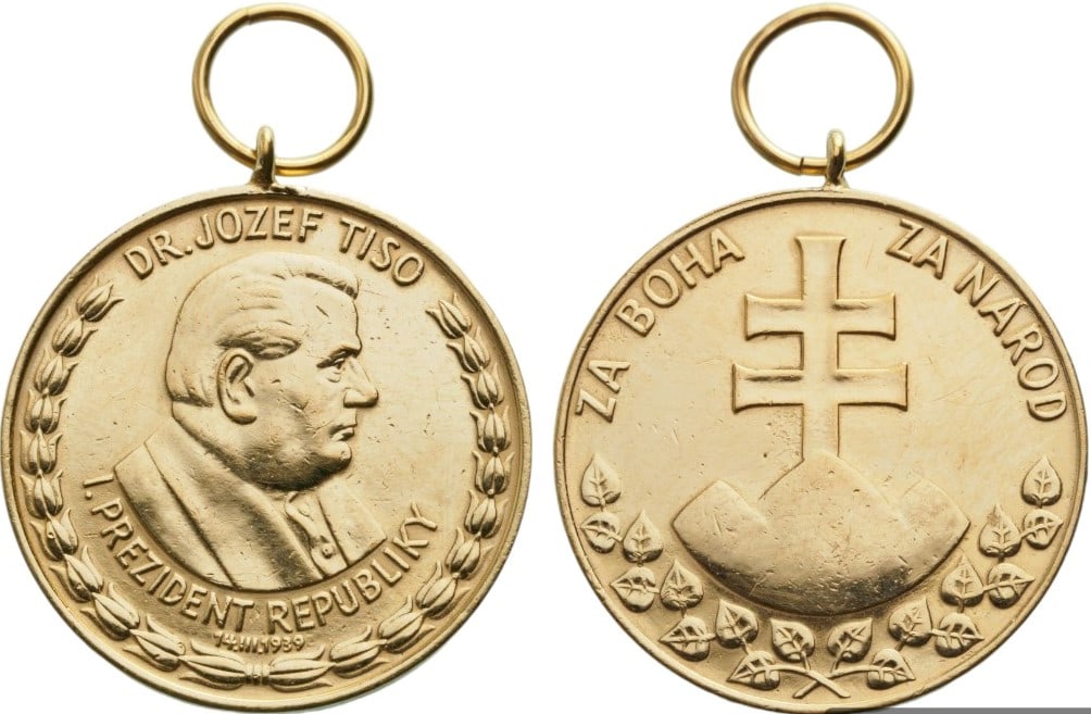 Dr. Jozef Tiso, President of the Republic Medal, 1939: Breast Badge, 18 mm., gilt Bronze, original suspension rings and ribbon. An interesting and rare miniature in mint condition! I R!