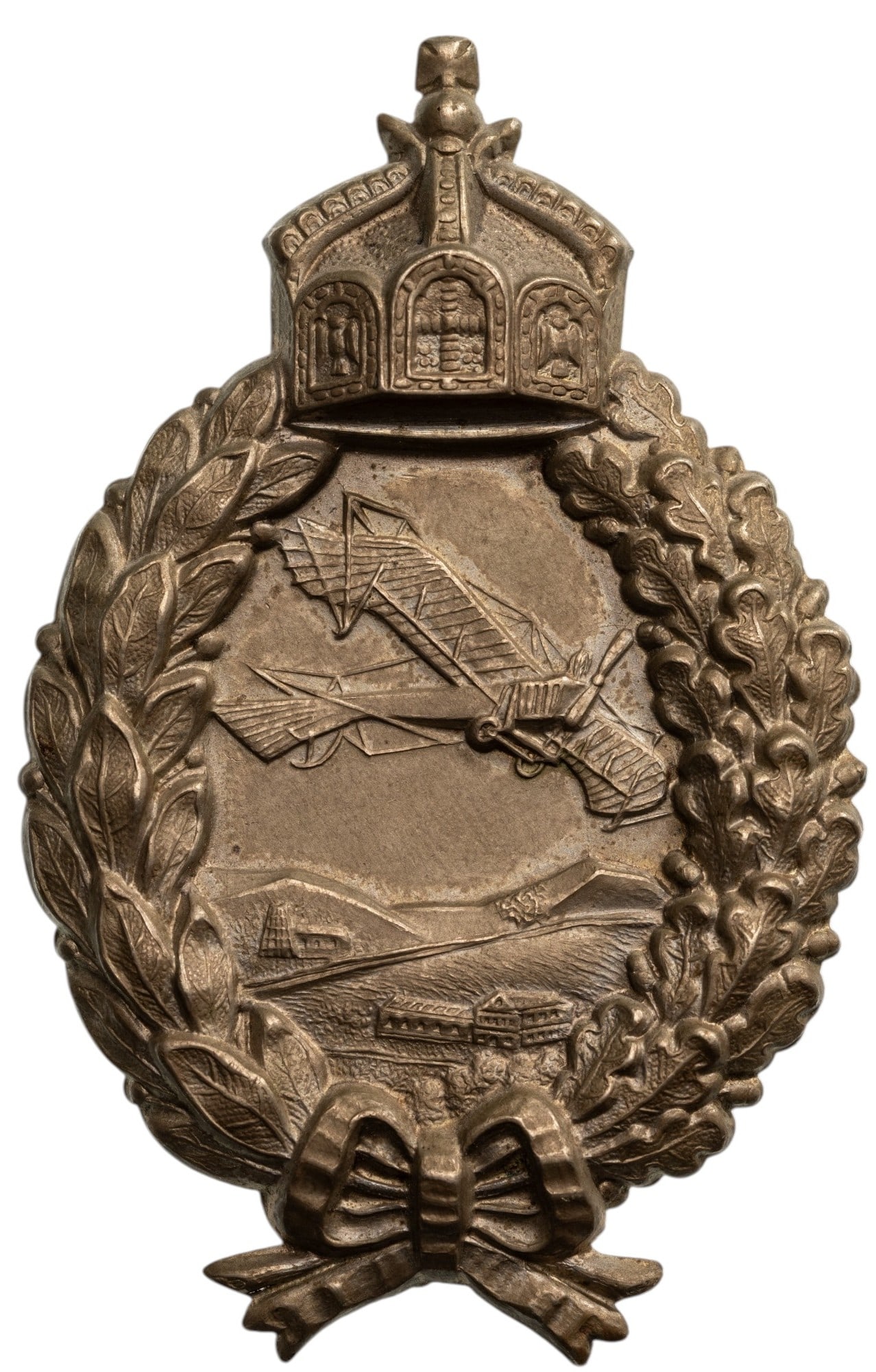 WWI Pilot Badge (Flugzeugführerabzeichen) (1 of 1)