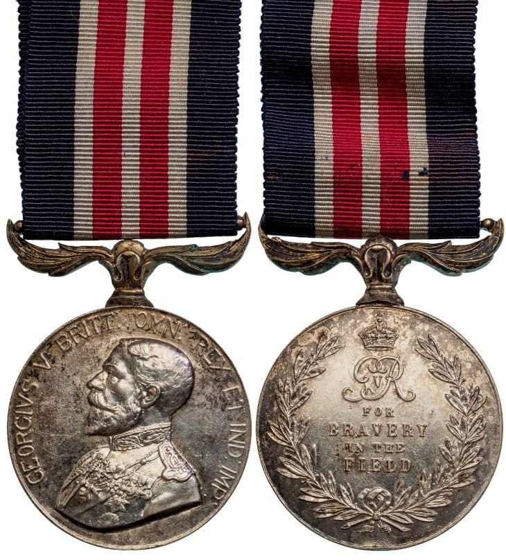 The Military Medal (MM), King George V, 1916: Breast Badge, 36 mm, silvered Bronze, hallmarked, original suspension ring and ribbon. Superb and rare!! I R!