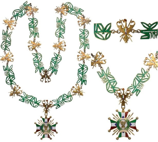 Order of Independence: A Collar of the Order in Gilt Silver, composed by 12 green enameled links representing a traditional sign; 12 links in the form of a bird with spreaded wings and enameled details; the central link, wi