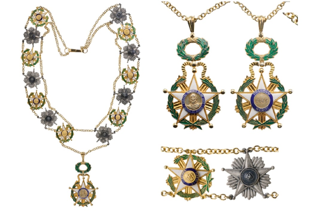 National Order of Merit: A Special Class “Mariscal Francisco Solano Lopez” Collar, composed of 7 Golden links made as the Order’s badge, with enameled details and 7 Silver links made as the Order’s Breast Star, al