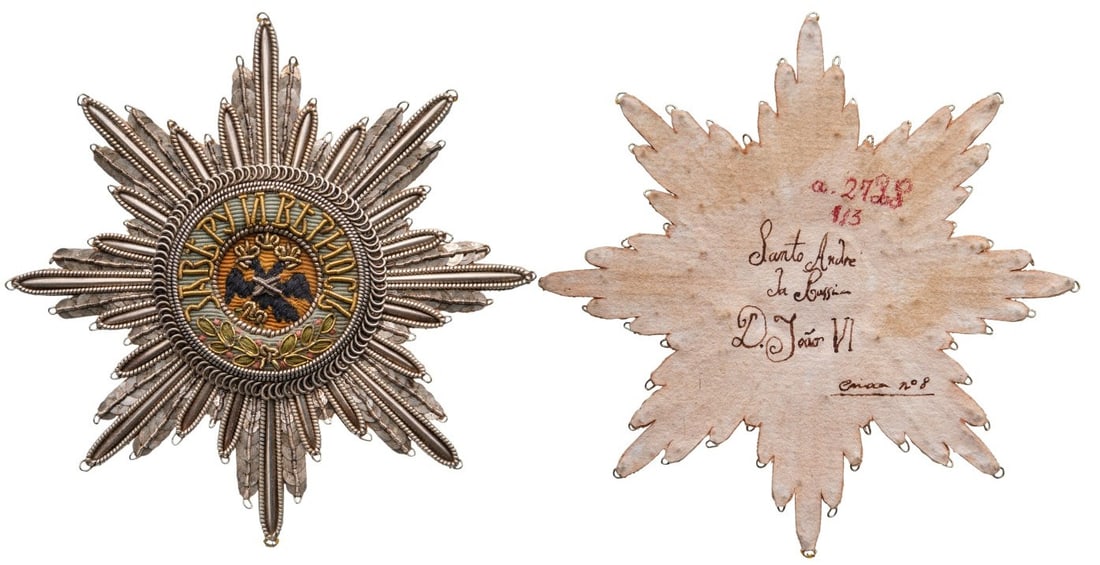 The Embroidered Breast Star of the Imperial Russian Order of St. Andrew The first called, belonged: The rays, made of embossed sheet Silver, bordered with twisted silver wire, alternated by ones made of silver sequines; the tips, with tiny silver-thread loops to mount the star to the habit; orange,