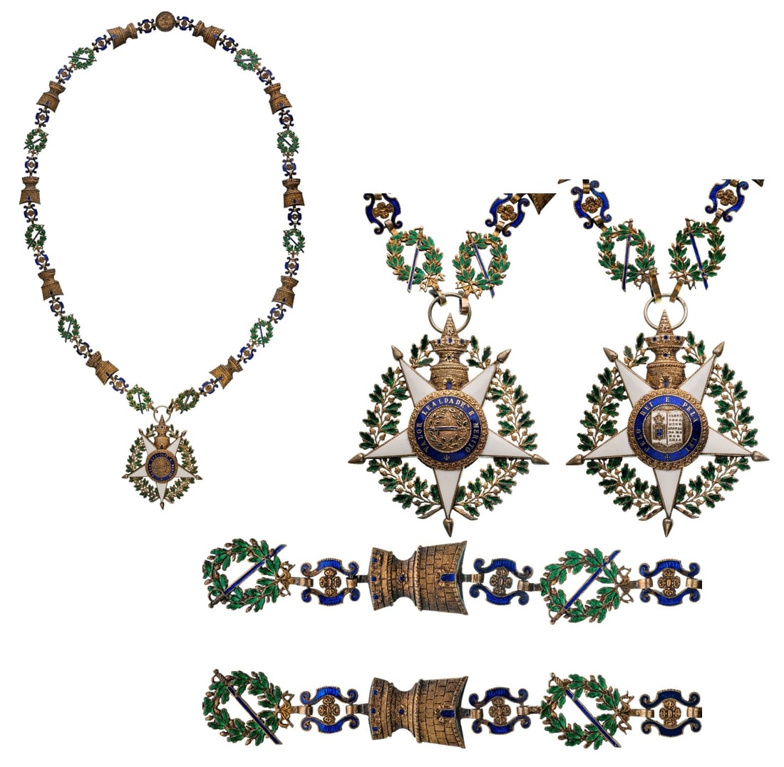 Military Order of the Tower and Sword: Collar of the Order, gilt Silver, composed of 10 green enameled laurel wreaths enriched by a sword with blue enameled blade and chiseled hilt and 10 towers with finely engraved details, large badge of