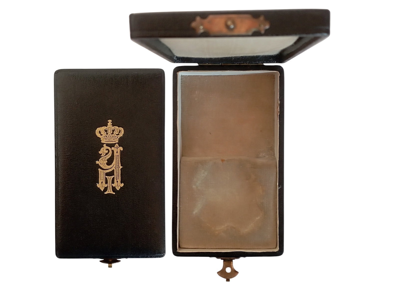 Order for Bravery, Alexander of Battenberg Emission: 3rd Class, 2nd Grade, "Battenberg' issue". Original Case of Issue, with gilt monogram on the lid. Mint condition and very rare! I RR!