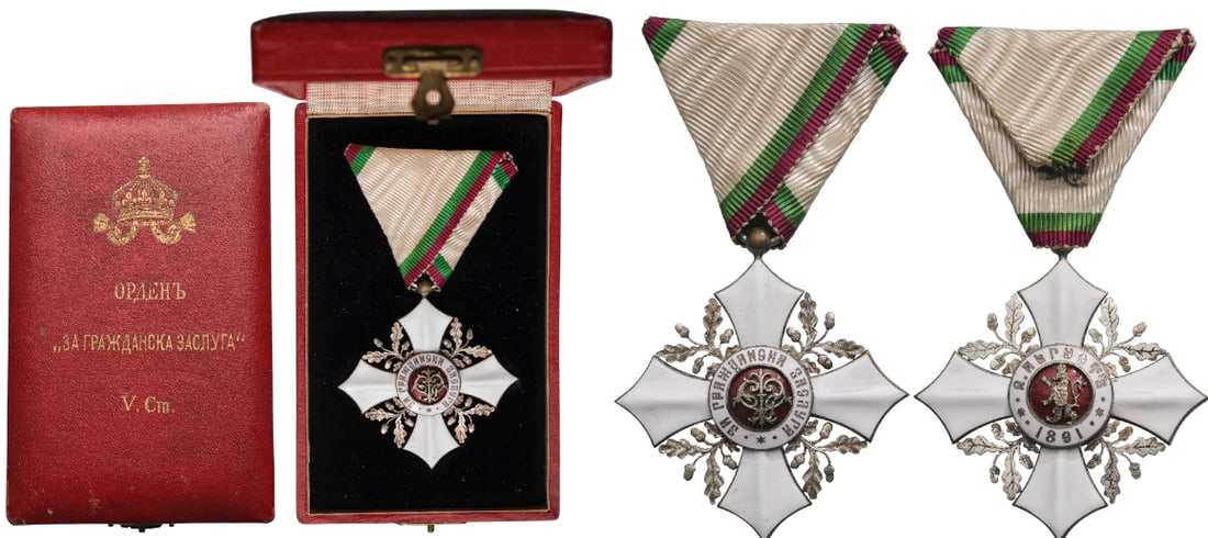 Order for Civil Merit: Knight's Cross, 5th Class, 2nd Pattern, 1910. Breast Badge, 54x51 mm, silvered, central medallion enameled, original suspension ring and triangular ribbon, in case of issue, with gilt crown and inscri