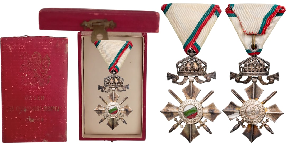 Order for Civil Merit: 6th Class Cross, Republic Model, 1944-1950. Breast Badge, 70x46 mm, Silver, central medallion enameled, original suspension ring and triangular ribbon, in original case of issue, with Republic gilt we