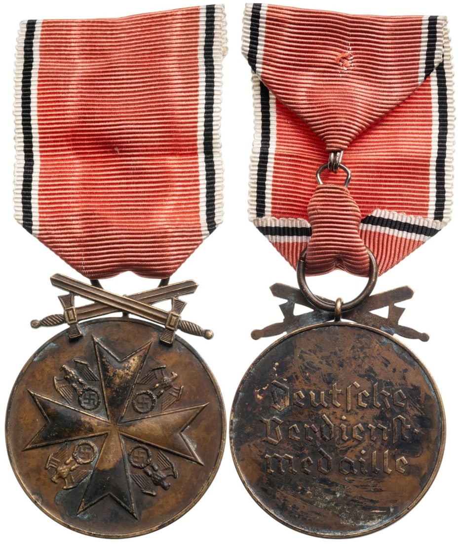 GERMAN EAGLE ORDER - Verdienstorden vom Deutschen Adler: Bronze Medal with Swords. Breast Badge, 46x38 mm., Bronze, original suspension ring and ribbon. Extremely fine! I