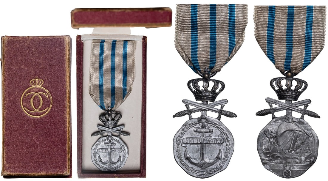 MARITIME VIRTUE (1938), 1st MODEL, King Carol II, 2nd CLASS Military for SAILING TROOPS (Naviganti): Breast Badge, 55x30 mm, silvered, original suspension crown and ring, in case of issue by "Monetaria Nationala", with gilt monogram of King Carol II on the lid. A rare cross, in mint condition! R! I