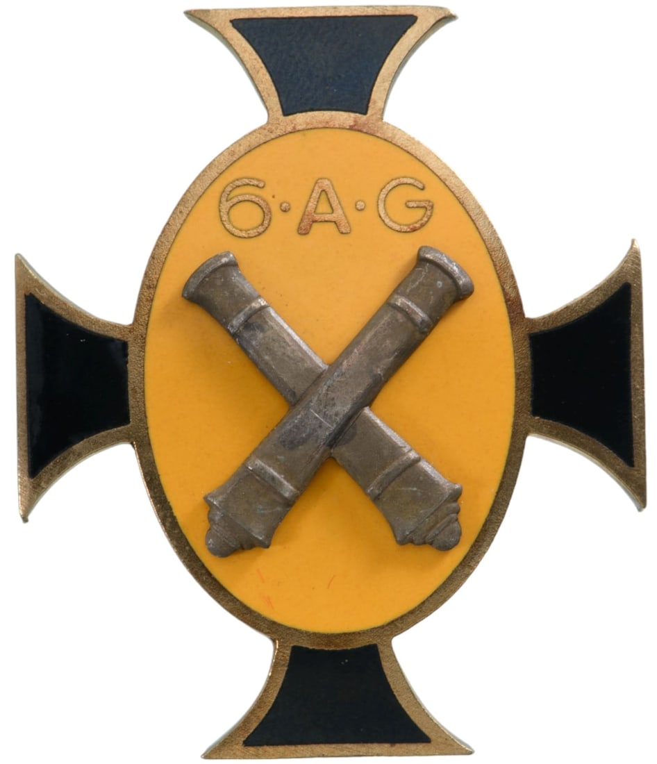 Special Collection of 7 Year Regimental Badges of the 6th Heavy Artillery Regiment: Breast Badge, 48x40 mm, gilt Silver,, one side enameled, vertical pin on the back, M.S.B.R. 216. I