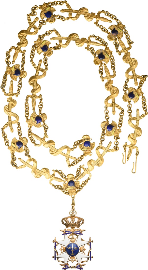 THE ROYAL ORDER OF THE SWORD: Collar Chain, 1st Class, instituted in 1748. Collar, gilt Bronze, 22 links, 11 blue enameled links. Collar Badge, 80x55 mm, GOLD, both sides enameled, both central medallions GOLD, enameled, original 