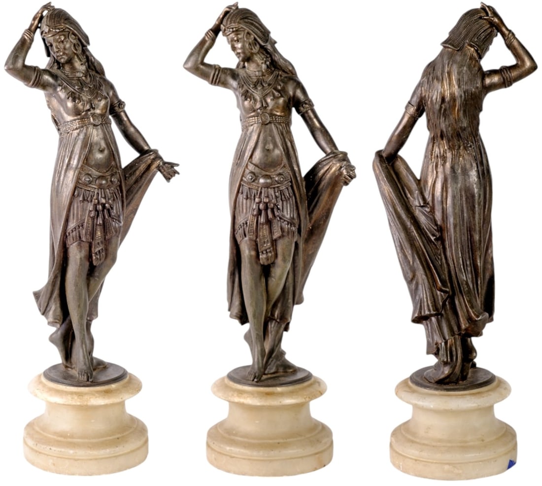 The Egyptian Dancer Statue: Large bronze statue representing "The Egyptian Dancer", after Faure de Brousse (Vincent Desire, 1843 - 1908), attributed to, unsigned, around 1900. Circular white marble base. Good general condition. 
