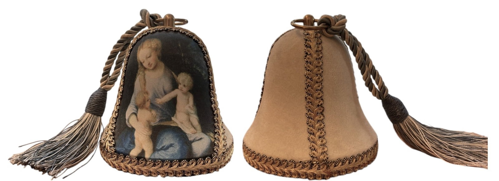 Reuge Collector's Christmas Bell 2007: Reuge Collector's Bell 2007 covered in velvet depicting Madonna and Child with John the Baptist with original suspension ring and silk hanging rope. Dim.: 10,5 cm (hight), 10 cm (diameter). Mint condi