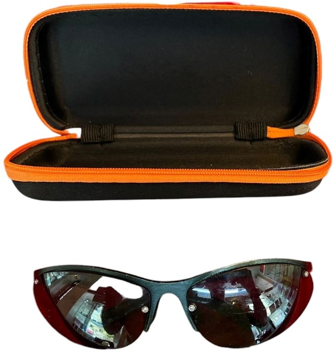 Pair of Borca Men`s Sunglasses: Pair of Borca men`s sunglasses. Comes with etui. In very condition.