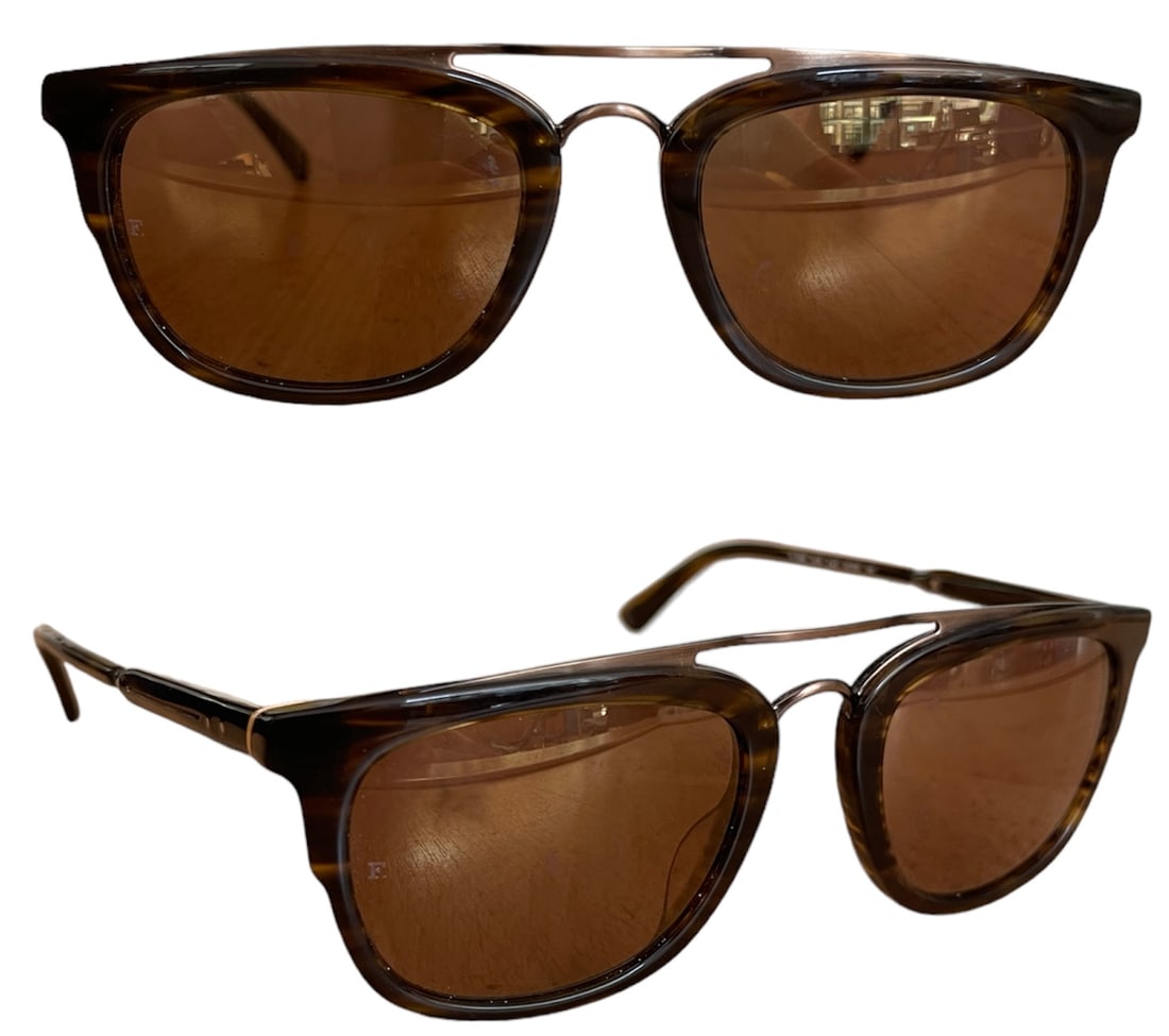 Pair of Façonnable Unisex Sunglasses: Pair of Façonnable sunglasses, "Jeans" model. Comes with original etui, new cloth and information note. Very good condition.
