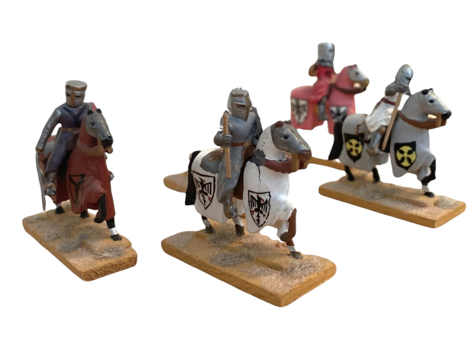 SET OF 4 SMALL LEAD MEDIEVAL TOY SOLDIERS: Set of 4 Lead Toy soldiers representing Medieval Knights. Height, 45 mm. Fair to good condition. Sold as is!