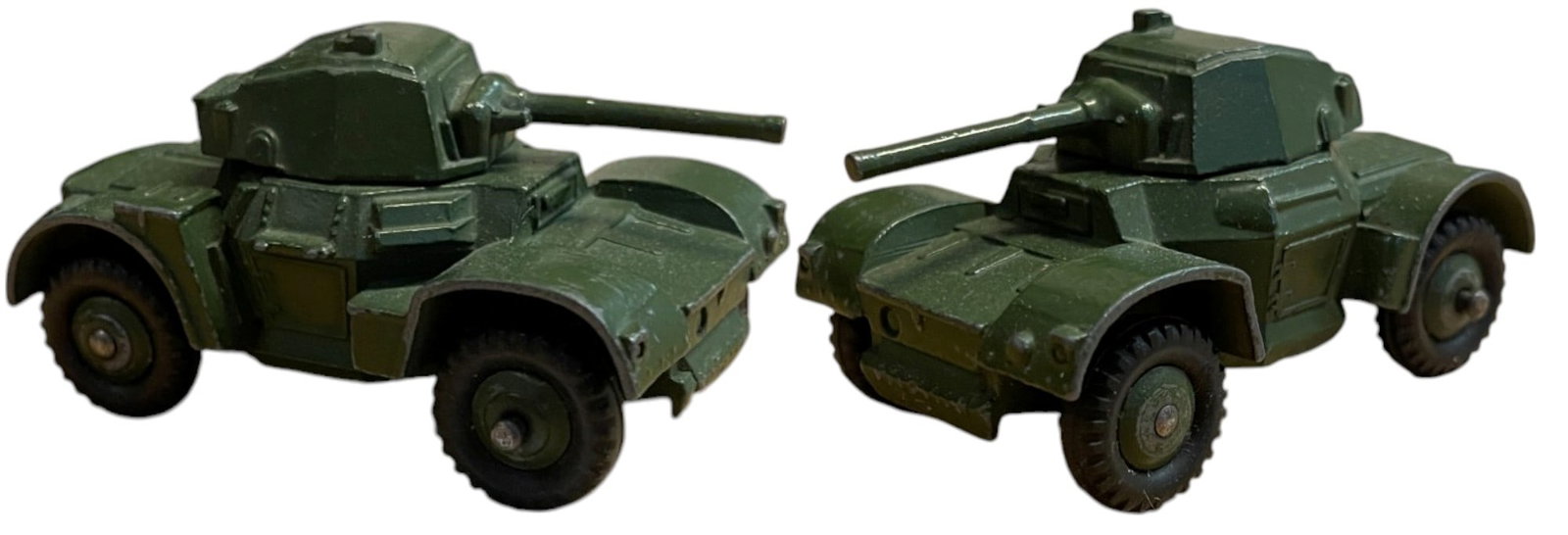 Dinky Toys Armored Car 670, made in U.K.: Very fine condition!