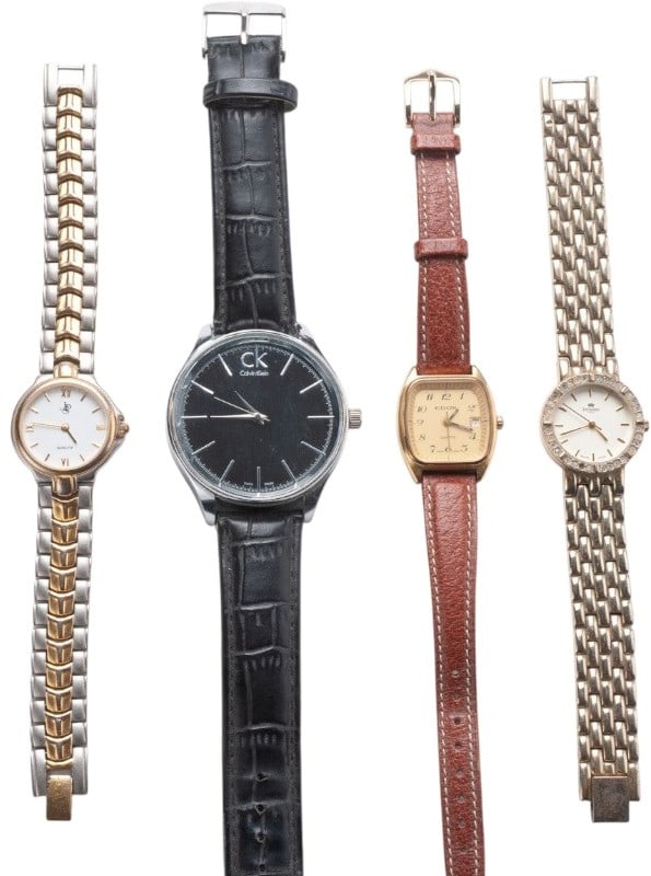 Lot of 4 women's bracelet watches (1 of 1)