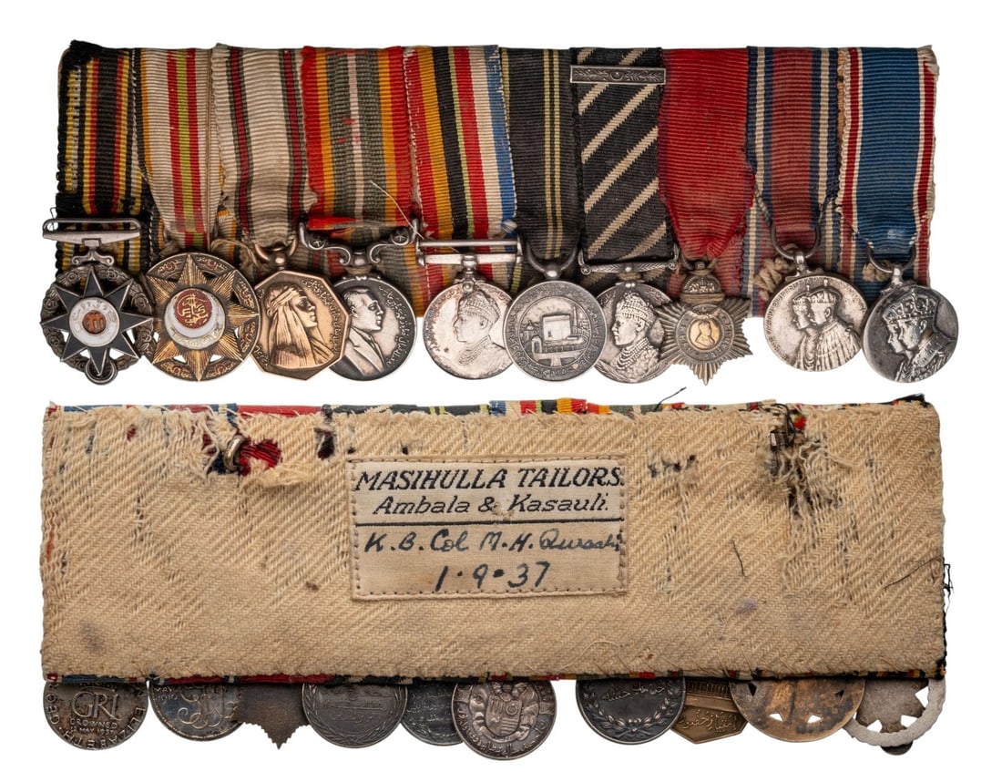 THE COLLECTION OF ORDERS AND MEDALS BARS - Bar of 10: Miniature bar of 10. India -- Bahawalpur - Order of Imtiaz-i-Abbasia, 3rd Class, Silver, hallmarked; India -- Bahawalpur - Order of Imtiaz-i-Haroonia, 4th Class, gilt Silver, hallmarked; Close to Roya