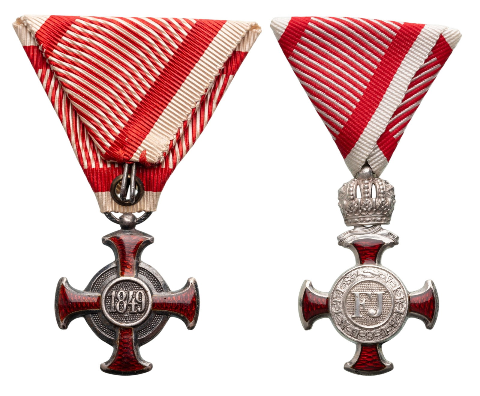 Military Merit Cross, 1849: 3rd Class, 2nd Period 1875-1914. Breast Badge, 57x36 mm., Silver, maker's mark "V. Mayer, in Wien", original ring and correct ribbon. Extremely fine condition! I