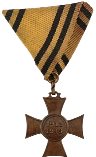 Mobilisation Cross 1912 - 1913: Breast Badge, 43x37 mm., gilt Bronze, original suspension ring and triangular ribbon. Extremely fine condition! I