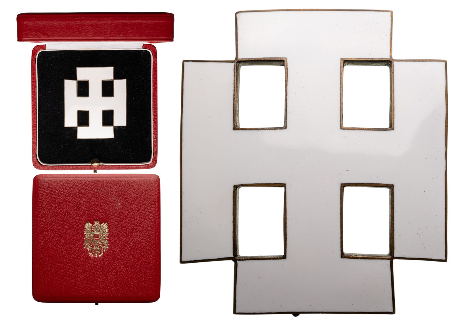 Decoration of Honor for Services to the 1st Republic: Officer's Cross, institued in 1922. Breast Star, 55x47 mm., Silver,, maker's mark "J. Souval - Wien", one side enameled, vertical pin on reverse, in case of issue by "Anton Reitterer, Wien", with gilt