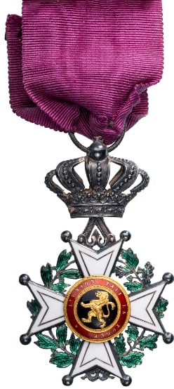 ORDER OF LEOPOLD: Knight's Cross, 5th Class, instituted in 1832. Breast Badge, 67x41 mm, Silver, both sides enameled, reverse central medallion missing, GOLD lion, original suspension crown, ring and ribbon. IV