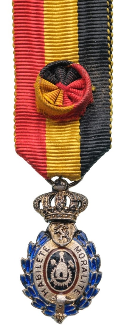 Labour Decoration, Type II, in Silver, French Legend, 1863: 2nd Class. Breast Badge Miniature, 24x13 mm, Silver, one side enameled, original suspension crown, ring and ribbon with rosette. A beautiful cross in extremely fine condition! I