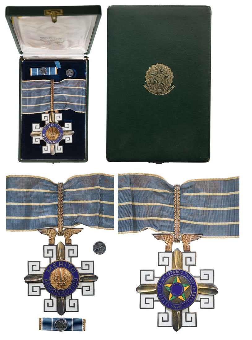 ORDER OF AERONAUTICAL MERIT: Commander's Cross, 3rd Class, instituted in 1943. Neck Badge, 73x61 mm, gilt Silver, both sides enameled, both central medallions gilt Silver, enameled, original suspension ornamented loop and neck ri