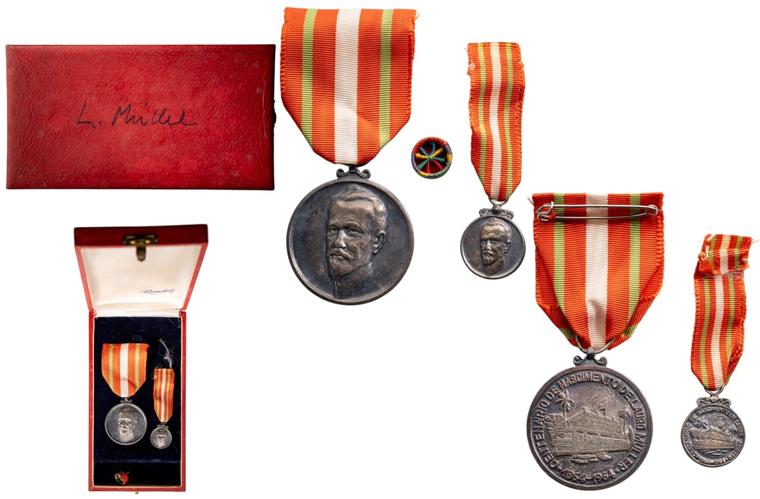 Centenary Medal of Birth of Lauro Muller, 1964: Breast Badge, 38x33 mm, Silver, original suspension ring, ribbon and miniature bar, together with miniature and lapel hole rosette, in case of issue by "Randal - Rio". Scarce and attractive medal, in 