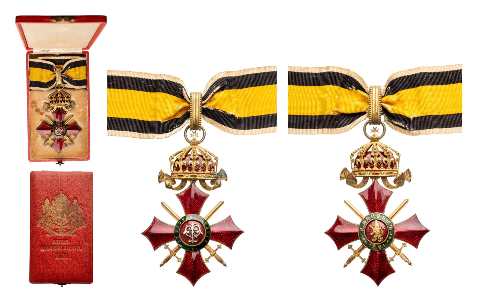 Order of Military Merit: 3rd Class Commander's Cross, 1st Model, 1900 - 1933. Neck Badge, 95x64 mm, gilt Bronze, original suspension ring, loop and ribbon, in case of issue, with gilt weapon and inscription on the lid. Extrem