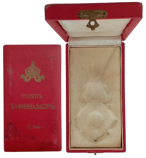 Order of Military Merit: Knight's Cross, 5th Class. Original Case of Issue, with gilt crown and inscription on the lid. A case in extremely fine condition! I
