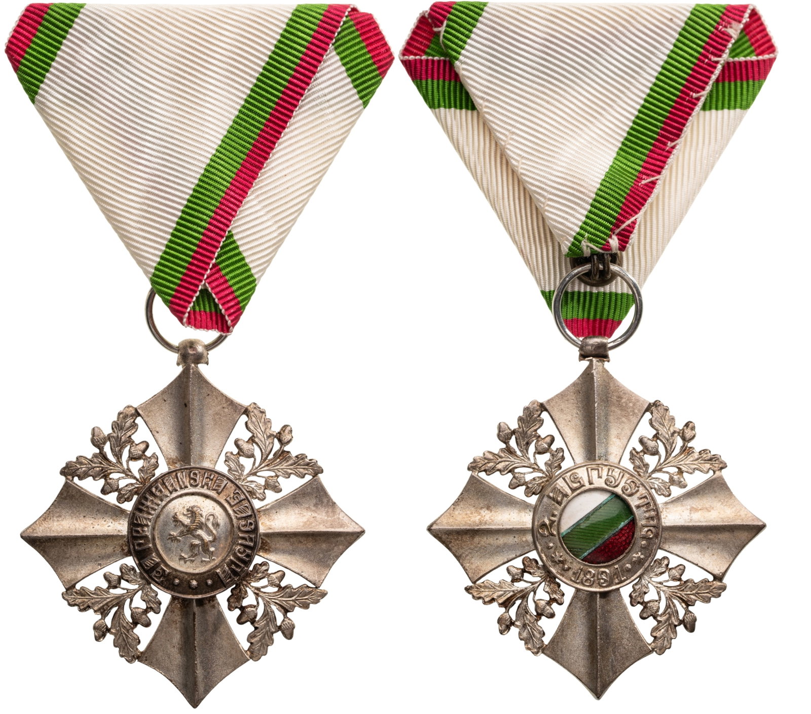 Order for Civil Merit: 6th Class, Republic Issue, 1944 - 1950. Breast Badge, 49x45 mm, silvered, original suspension ring and triangular ribbon. A scarce model, in extremely fine condition! I R!