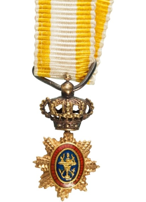 ROYAL ORDER OF CAMBODIA: Officer's Cross Miniature, 4th Class, instituted in 1864. Breast Badge, 15x9 mm., GOLD, original suspension ring and ribbon. A beautiful miniature, in extremely fine condition! I