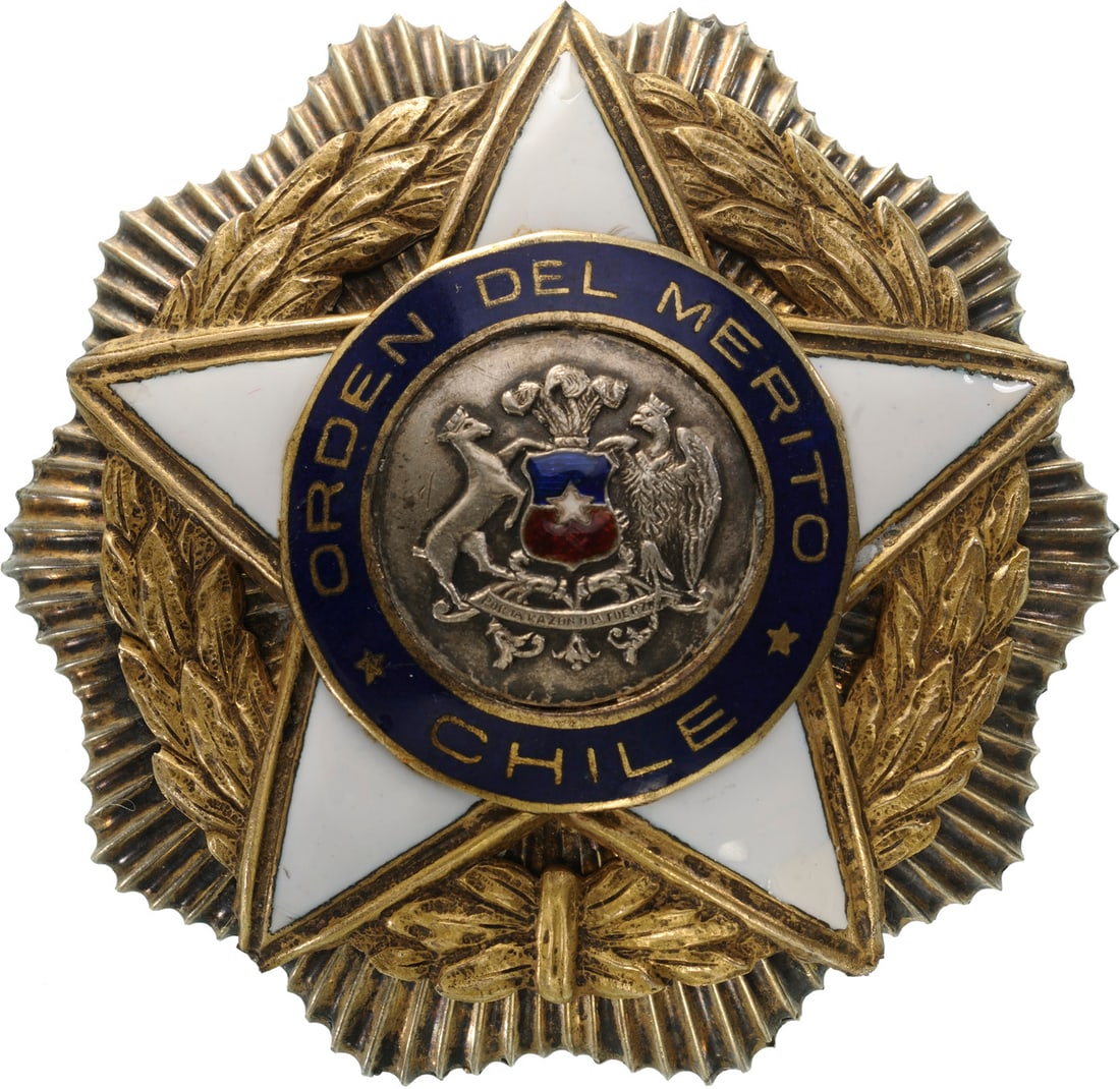 ORDER OF MERIT: Grand Cross Star, 1st Class, 5th Type, instituted in 1906. Breast Star, 79 mm, gilt Silver with smooth rays, superimposed parts gilt, enameled (minor restoration), thin vertical pin and two side hooks