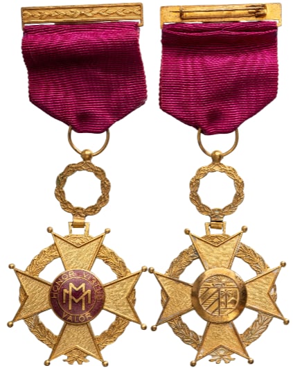Order of Military Merit: 4th Class, for Military Merit, instituted in 1912. Breast Badge, 80x56 mm., gilt Bronze, center enameled, original suspension ring and ribbon with ornamented suspension bar. A badge in mint condition!