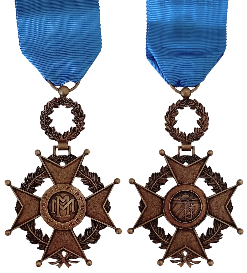 Order of Military Merit: 4th Class, for Good Conduct, instituted in 1912. Breast Badge, 82x57 mm., Bronze, original suspension ring and ribbon. An interesting badge of larger size, awarded to units for 15 years of good servic