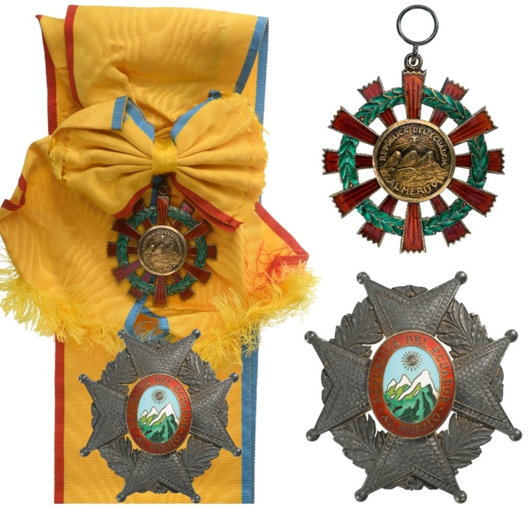 National Order of Merit: Grand Cross Set, 1st Class, instituted in 1921. Sash Badge, 56 mm., gilt Silver, one-side enameled, central medallions gilt, original suspension ring and complete sash. Breast Star, 74 mm., gilt