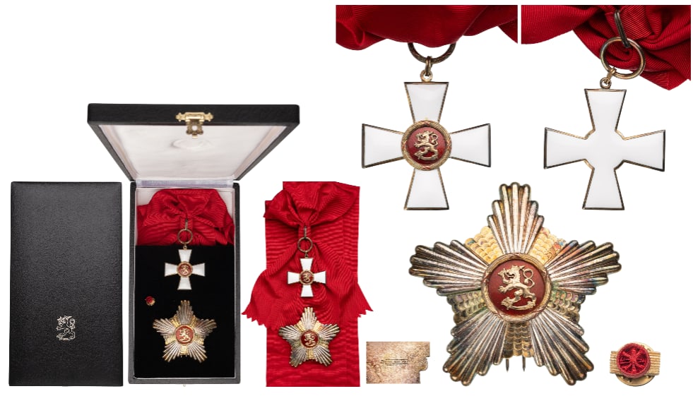 The Order of the Lion of Finland: Grand Cross Set, 1st Class, instituted in 1942. Sash Badge, 60x54 mm., gilt Silver, hallmarked, enameled, central medallions gilt, original suspension rings and complete sash. Breast Star, 87 mm., gil