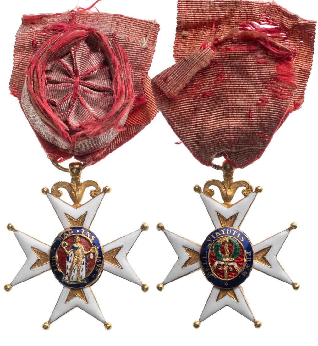 MILITARY ORDER OF SAINT LOUIS, INSTITUTED IN 1693: Knight's Cross, Louis Philippe I (1830-1848), Type with Lilies removed, 3rd Class, instituted in 1693. Breast Badge, 45x34 mm, GOLD, 12.1 g., enameled, both central medallions gold, enameled,