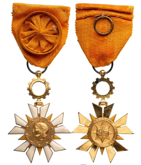 NATIONAL ECONOMY ORDER: Officer`s Cross, 4th Republic, 4th Class, instituted in 1954. Breast Badge, 60x40 mm., Silver, one side enameled, original suspension wheel, ring and complete ribbon, in extremely fine condition! I