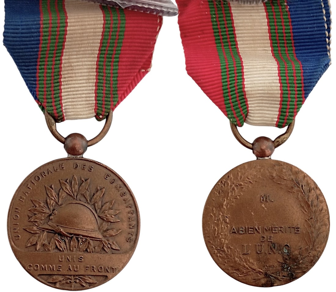 Combattants National Union Medal, instituted in 1920 (1 of 1)